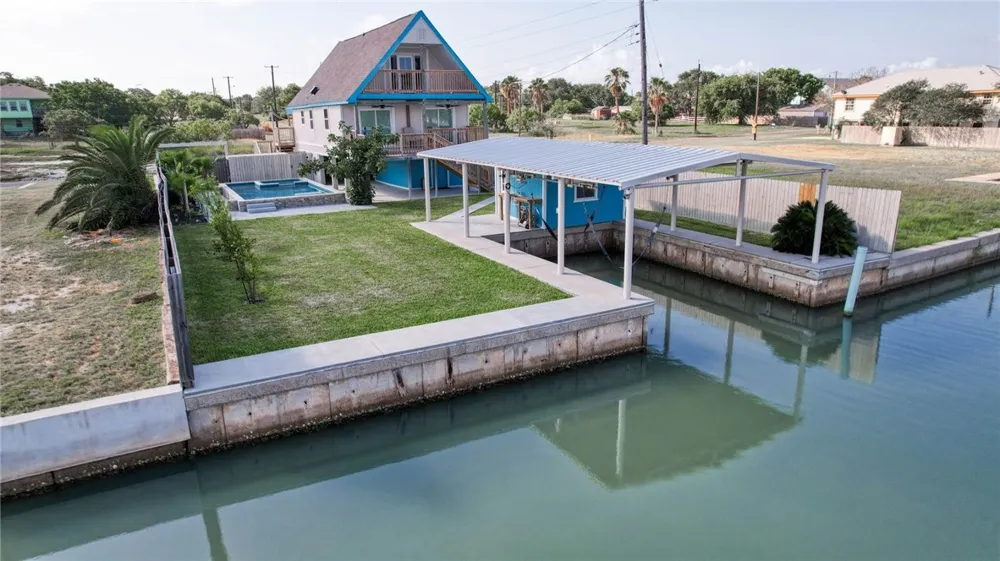 521 Woodhaven Ingleside, TX 78362