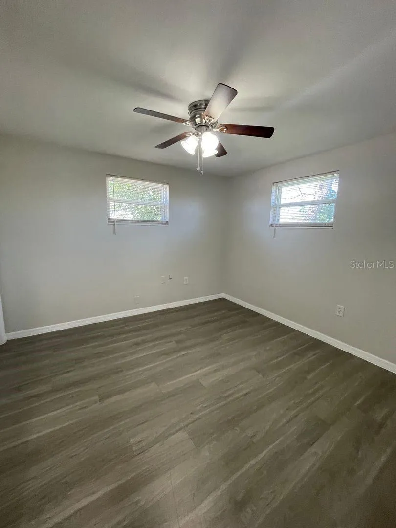 1130 POWERSONG STREET Holiday, FL 34690