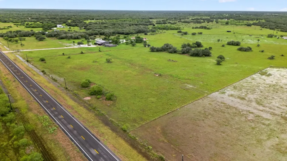 172 Highway 202 Refugio, TX 78377