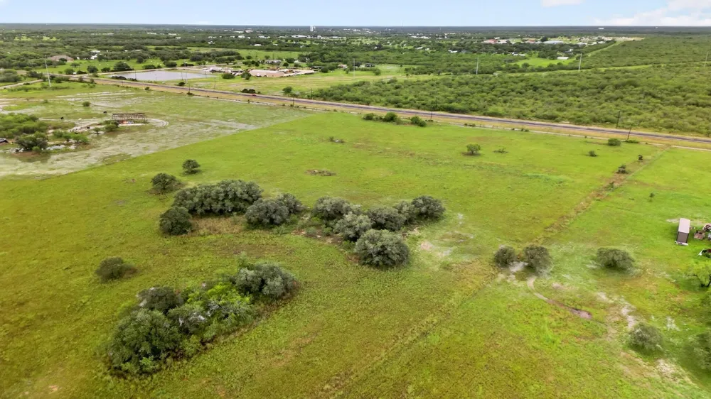 172 Highway 202 Refugio, TX 78377
