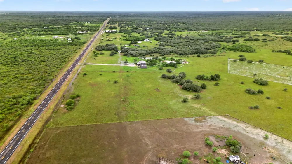 172 Highway 202 Refugio, TX 78377