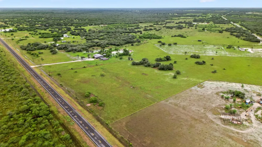 172 Highway 202 Refugio, TX 78377