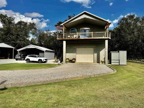 3060 CATFISH LN