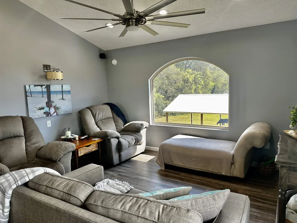 3060 CATFISH LN Crump, TN 38327