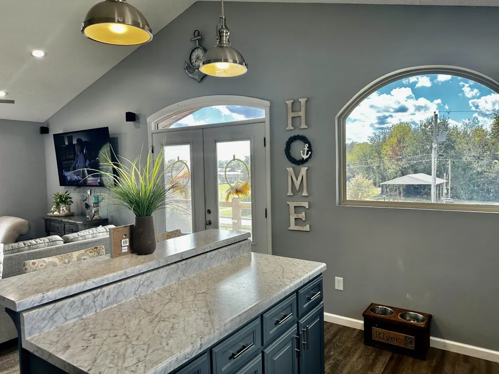 3060 CATFISH LN Crump, TN 38327