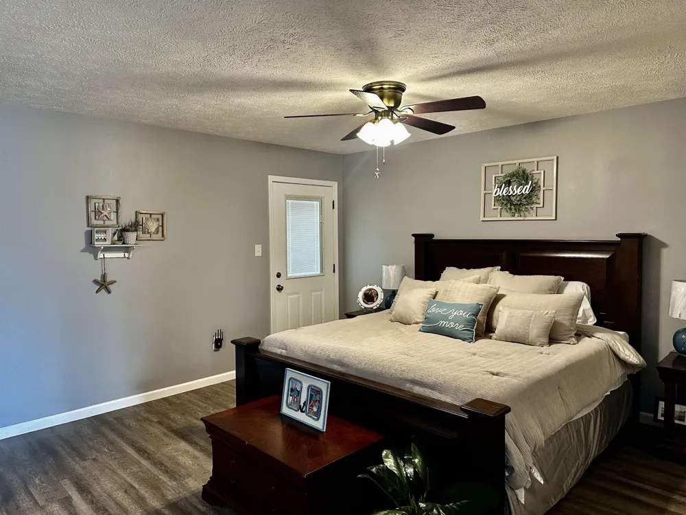3060 CATFISH LN Crump, TN 38327