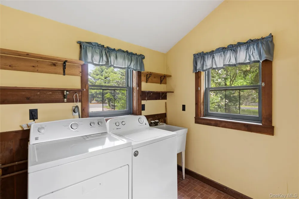 4 Russett Lane Great River, NY 11739