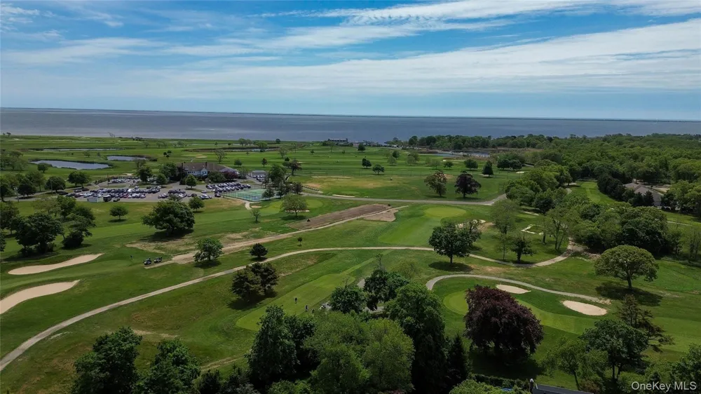 4 Russett Lane Great River, NY 11739