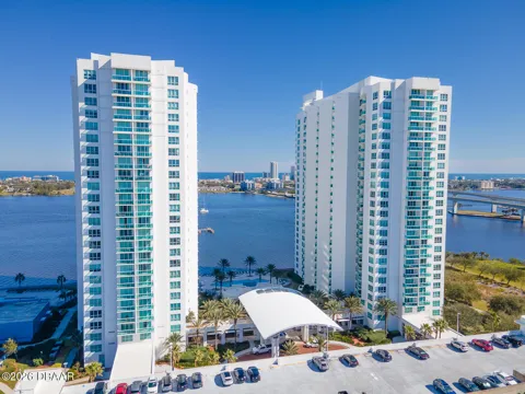 231 Riverside Drive #1509-1