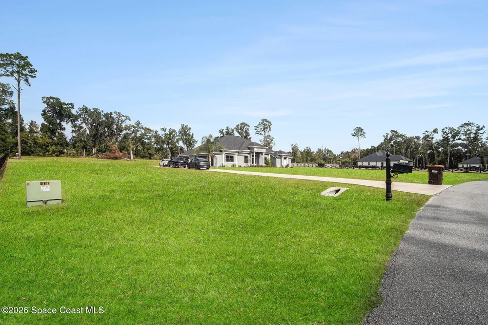 7403 NE 22nd Court Road ocala, FL 34479