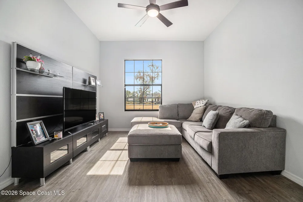 7403 NE 22nd Court Road ocala, FL 34479