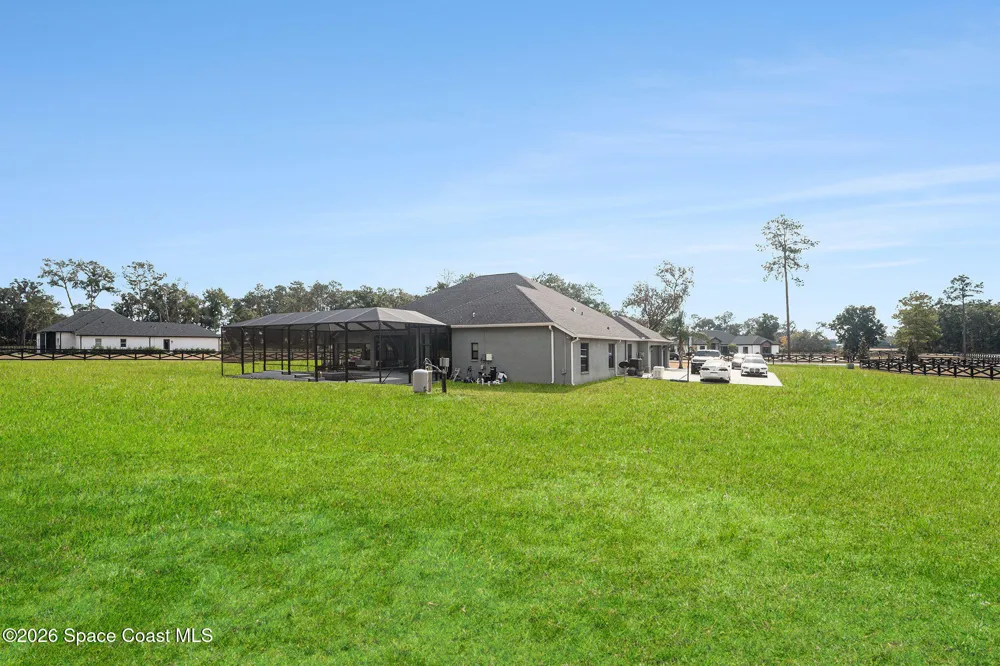7403 NE 22nd Court Road ocala, FL 34479