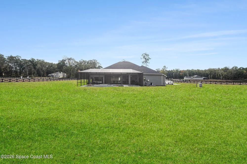 7403 NE 22nd Court Road ocala, FL 34479