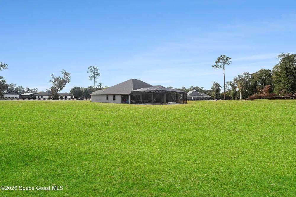 7403 NE 22nd Court Road ocala, FL 34479