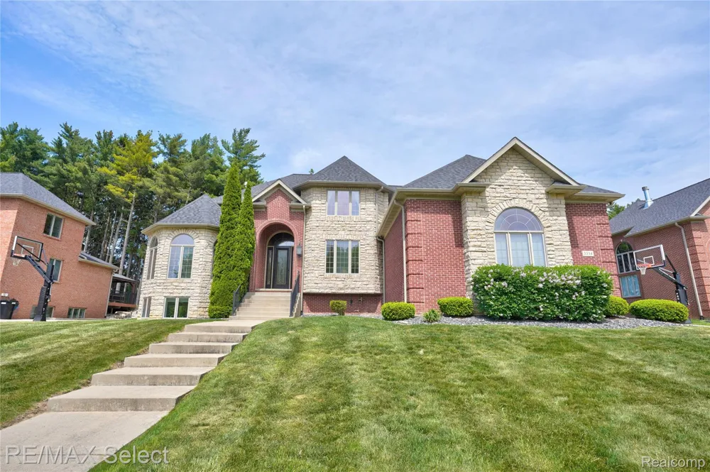 3334 Creekview Drive Davison Township, MI 48423