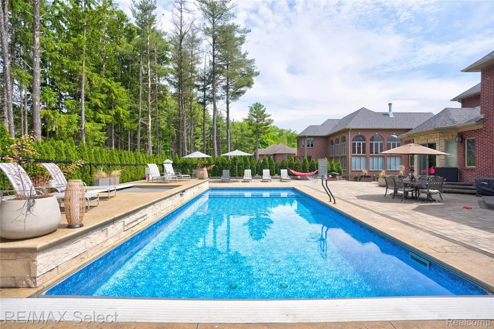 3334 Creekview Drive Davison Township, MI 48423