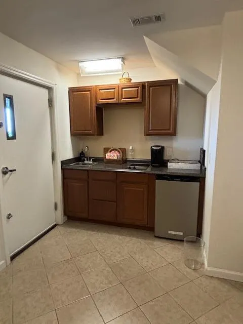 13242 Brockdell Road Pikeville, TN 37367