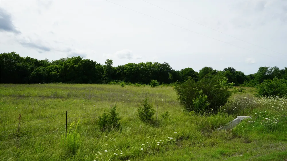 10468 State Highway 50 Ladonia, TX 75449