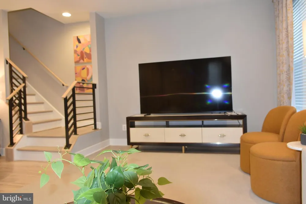 3166 ASCENT ROAD Falls Church, VA 22042