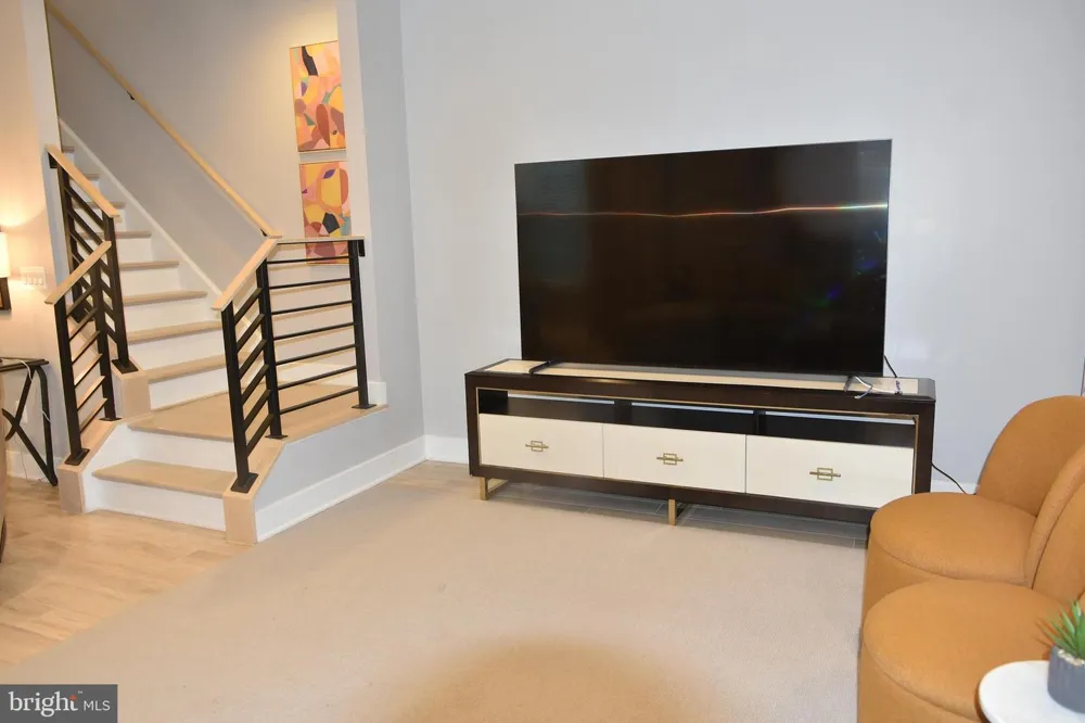 3166 ASCENT ROAD Falls Church, VA 22042