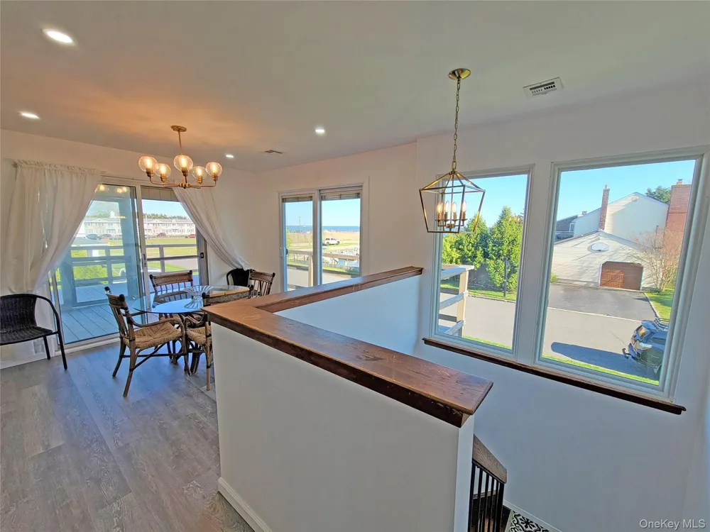 23 Dalny Place Sayville, NY 11782