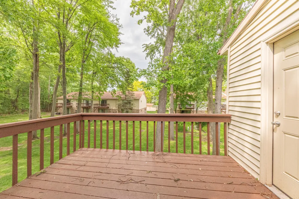 35868 Castlewood Court Westland, MI 48185