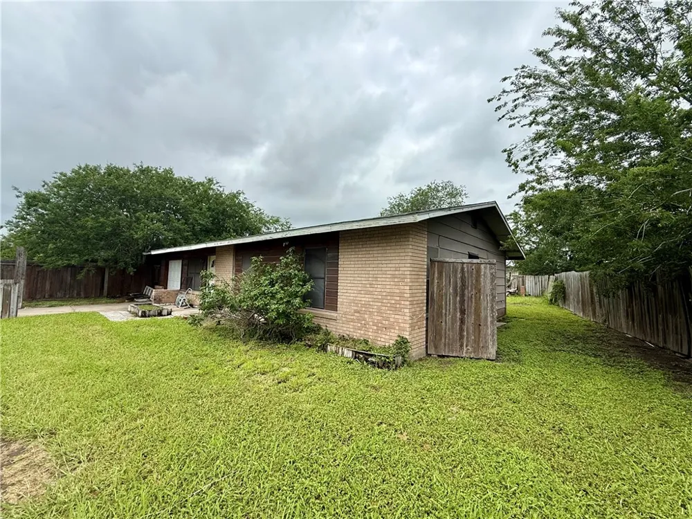 1610 E Fordyce Avenue Kingsville, TX 78363