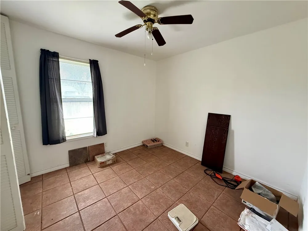 1610 E Fordyce Avenue Kingsville, TX 78363