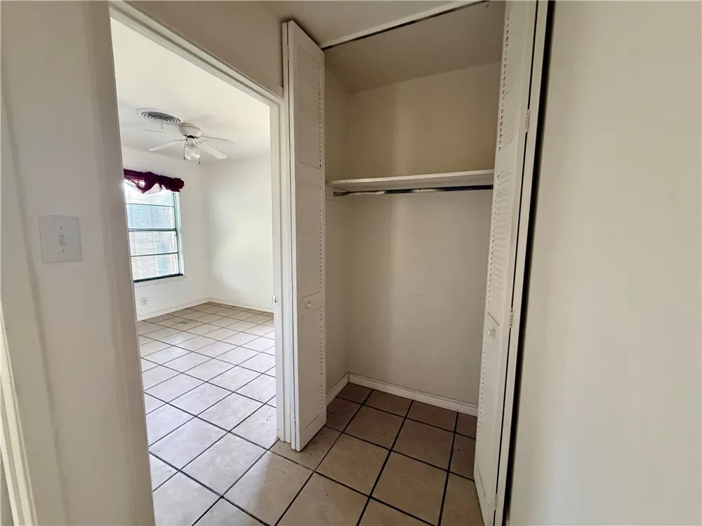 1610 E Fordyce Avenue Kingsville, TX 78363