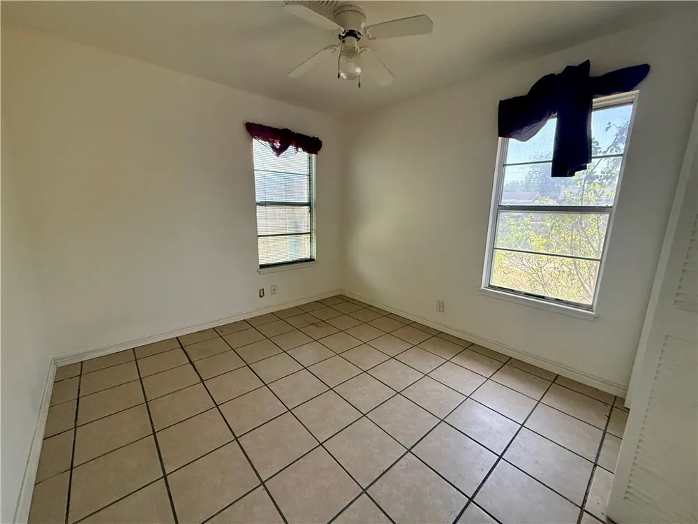 1610 E Fordyce Avenue Kingsville, TX 78363