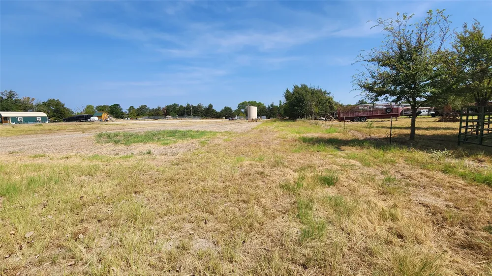 22 LCR 910 DRIVE Jewett, TX 75846