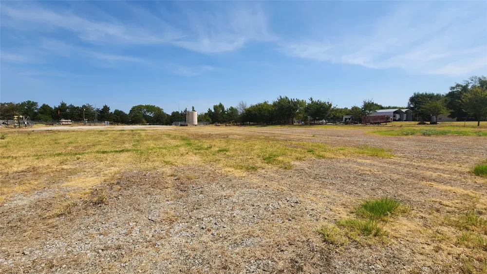 22 LCR 910 DRIVE Jewett, TX 75846
