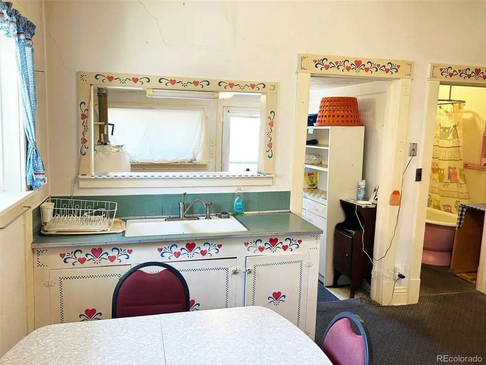 400 7th Street Saguache, CO 81149