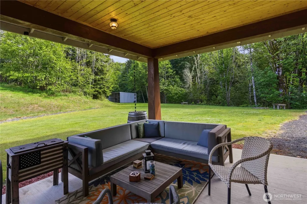 30 Forest Heights Cathlamet, WA 98612
