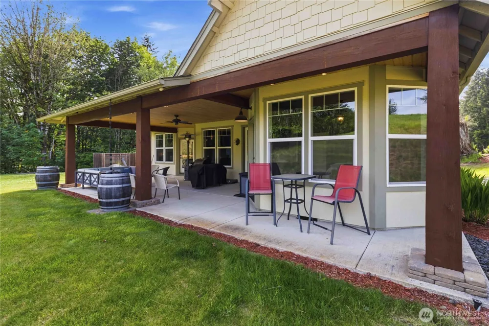 30 Forest Heights Cathlamet, WA 98612