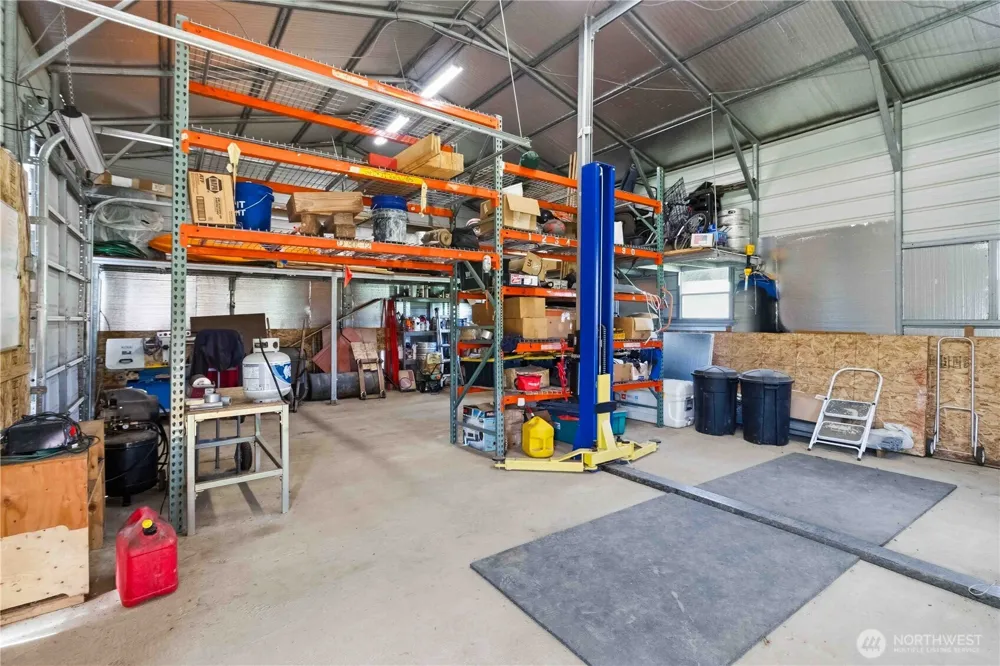 30 Forest Heights Cathlamet, WA 98612
