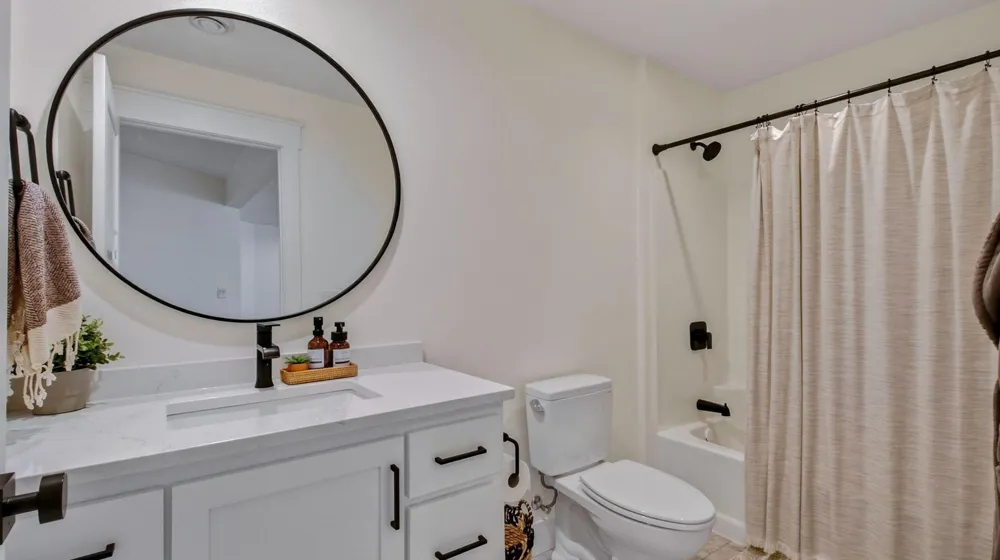S8908 Chestnut Road Eau Claire, WI 54701