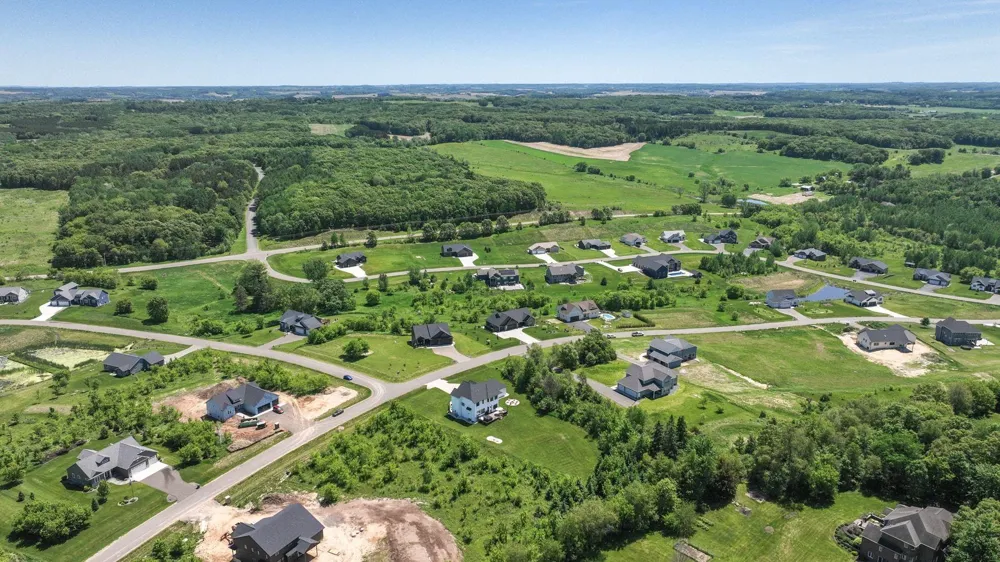 S8908 Chestnut Road Eau Claire, WI 54701