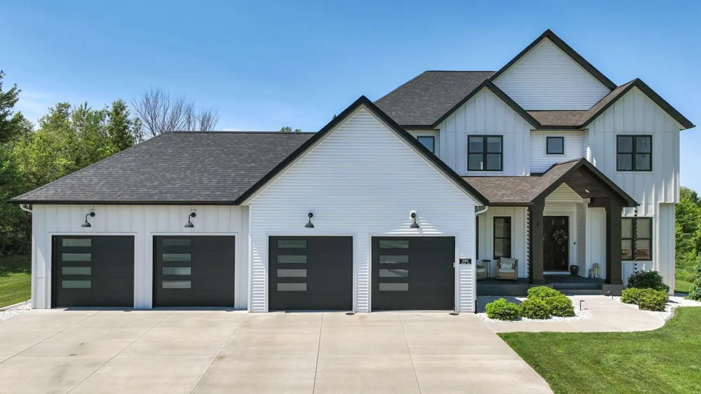S8908 Chestnut Road Eau Claire, WI 54701