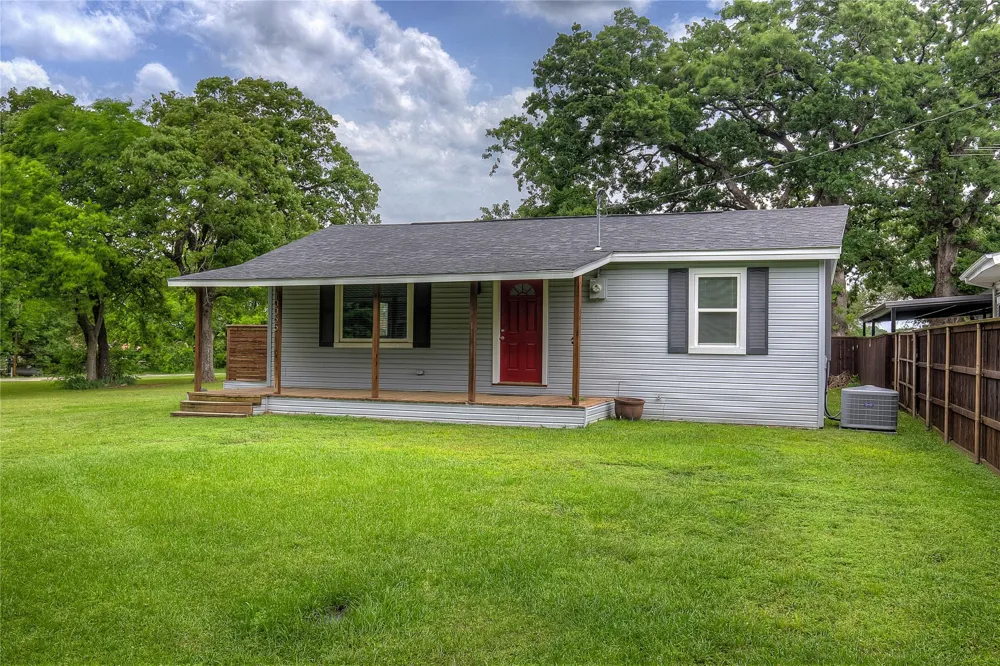 10065 Comanche Quinlan, TX 75474