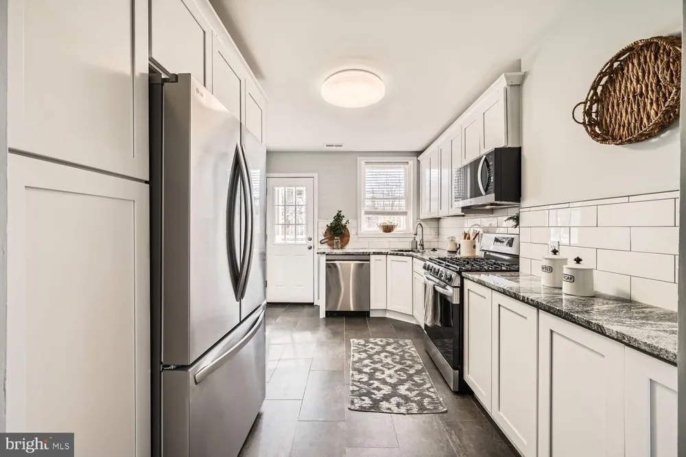 803 WELLINGTON STREET Baltimore, MD 21211