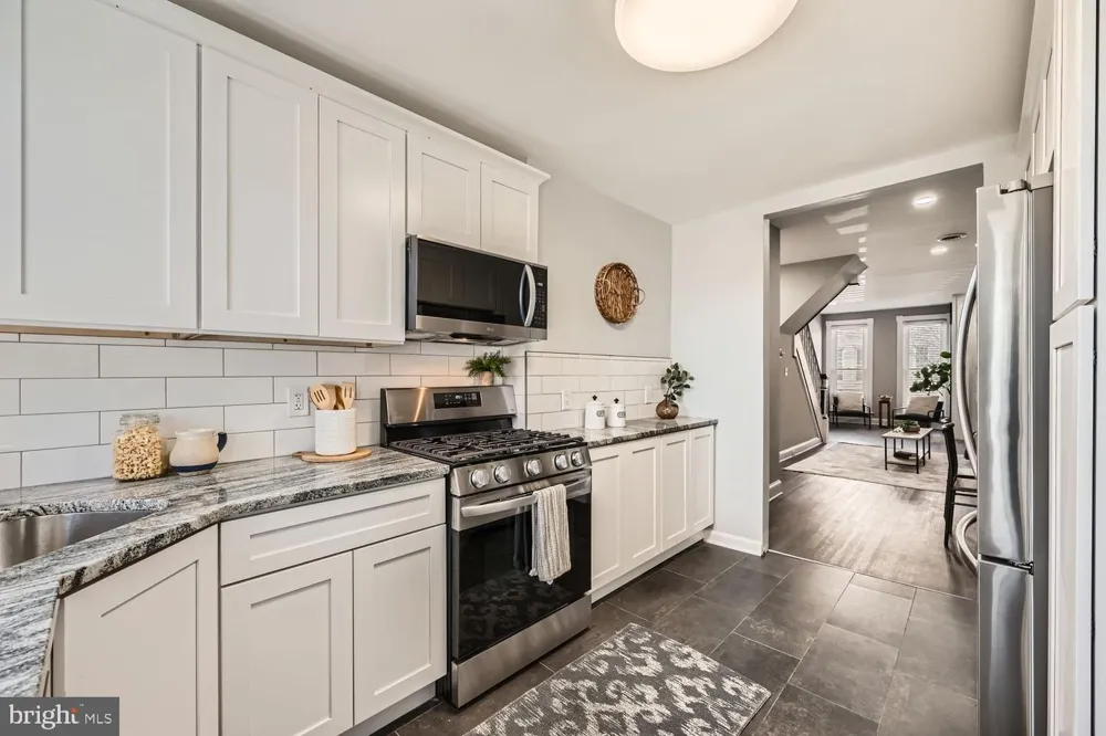 803 WELLINGTON STREET Baltimore, MD 21211