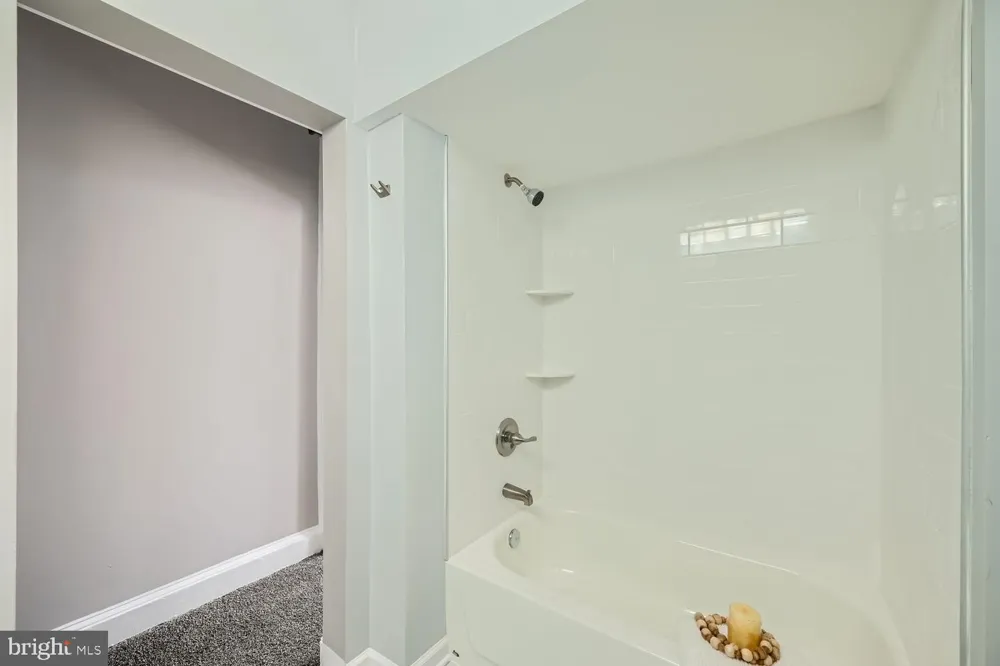 803 WELLINGTON STREET Baltimore, MD 21211