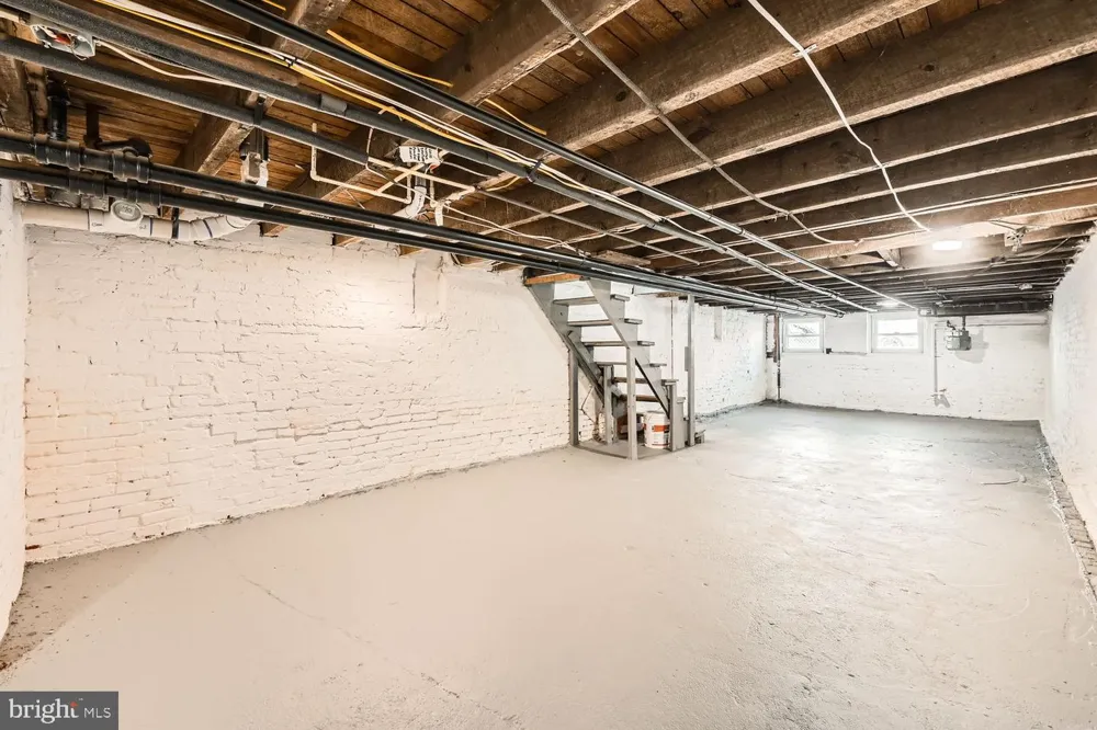 803 WELLINGTON STREET Baltimore, MD 21211
