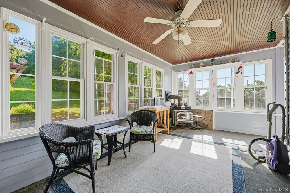 27 Free Hill Road Tomkins Cove, NY 10986