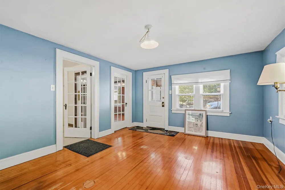 27 Free Hill Road Tomkins Cove, NY 10986