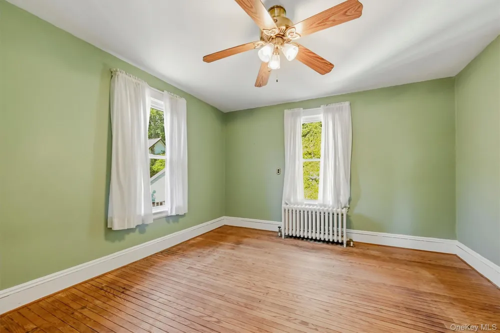 27 Free Hill Road Tomkins Cove, NY 10986