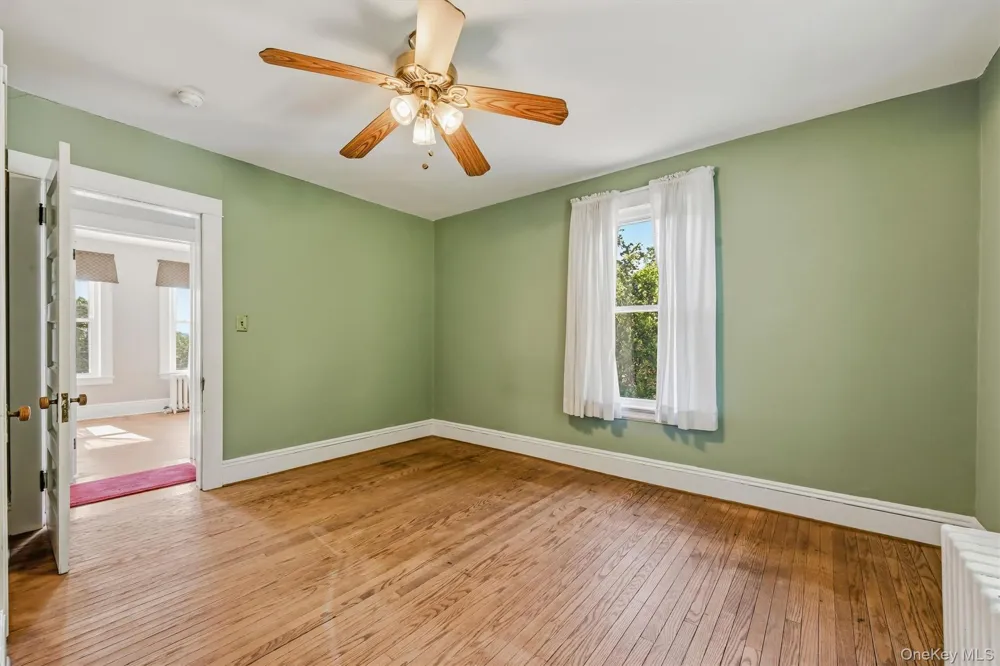 27 Free Hill Road Tomkins Cove, NY 10986