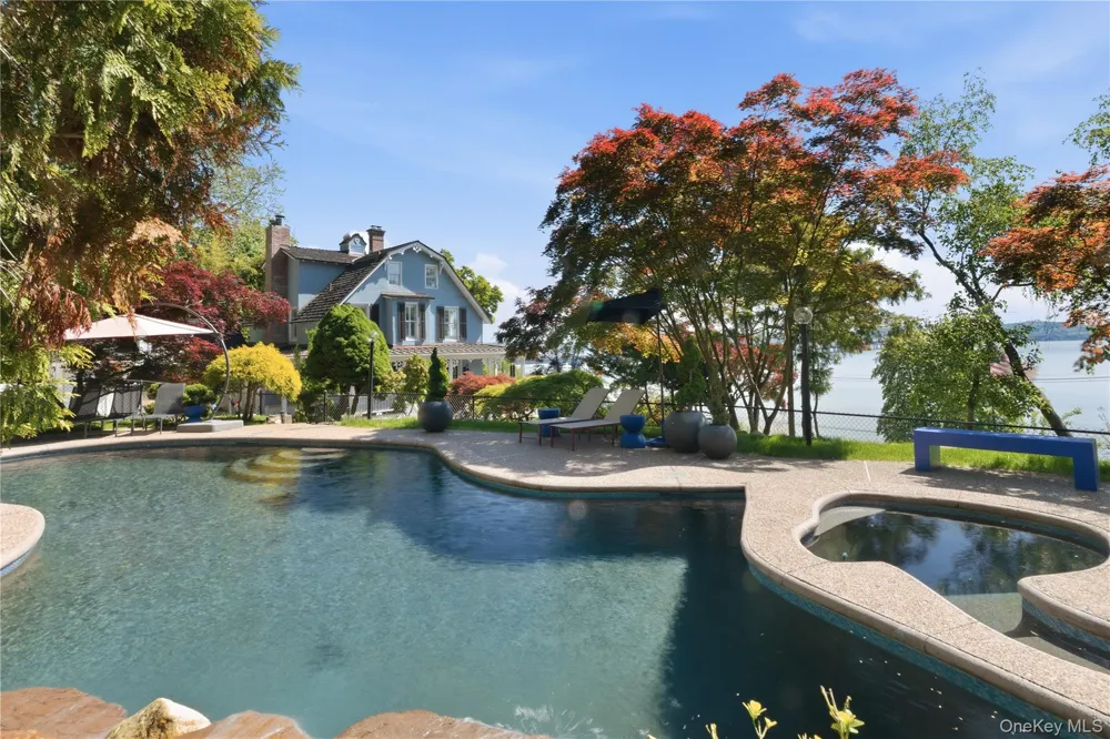 91 River Road Nyack, NY 10960