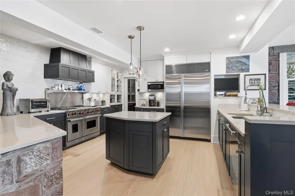 91 River Road Nyack, NY 10960
